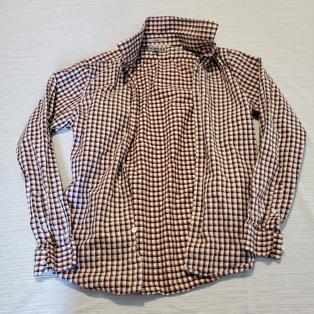 Express Collared Buttondown